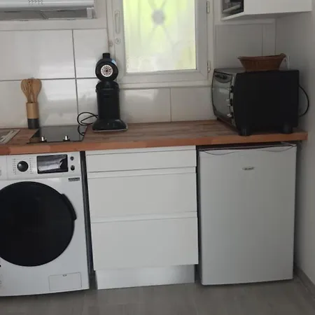 Un Petit Nid Douillet Guest house Serignan